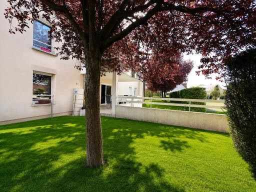 Beau F3 rez-de-jardin garage.