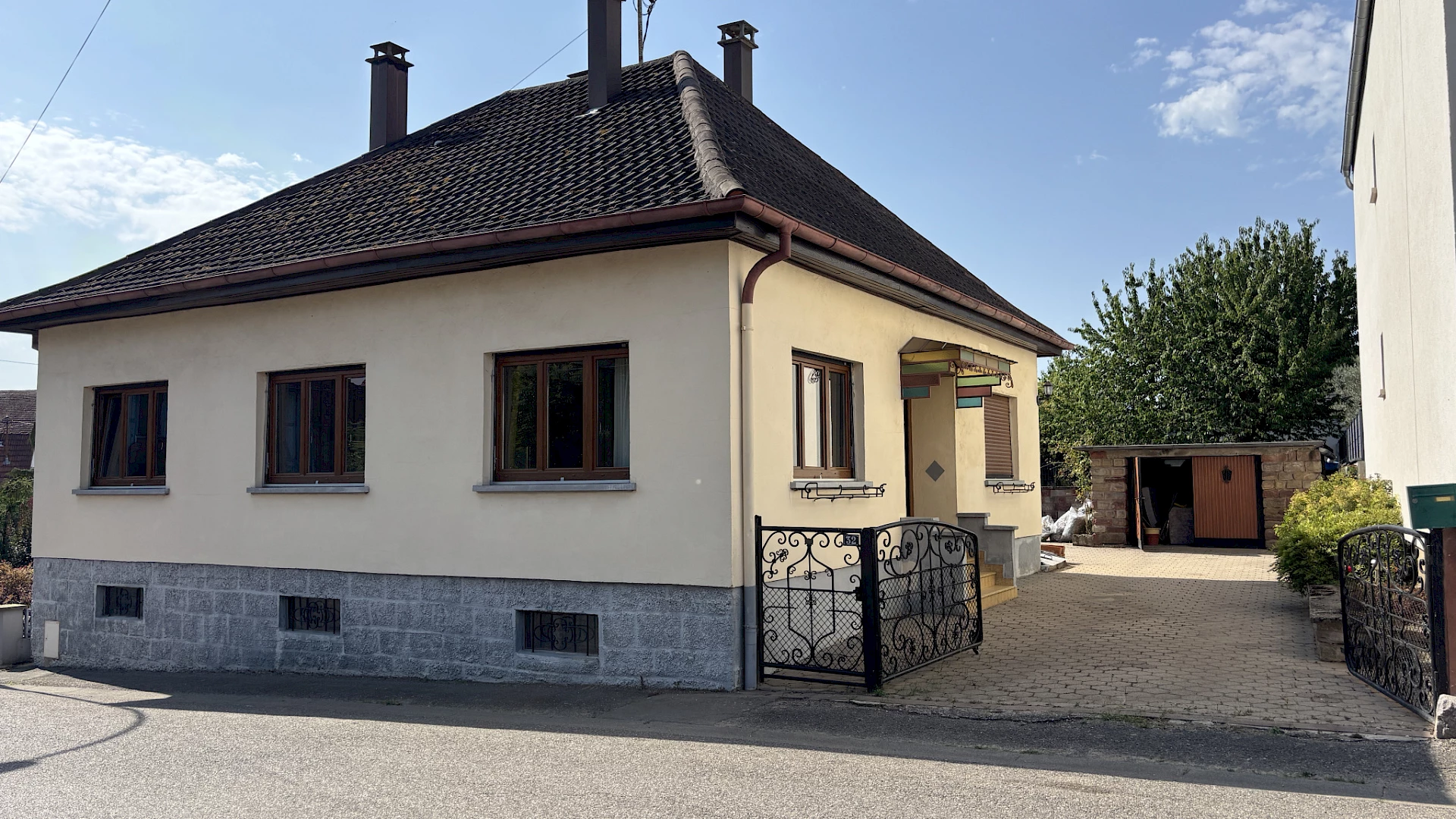 Maison de plain-pied avec fort potentiel   94 m2 sur 6,9 ares à Geudertheim